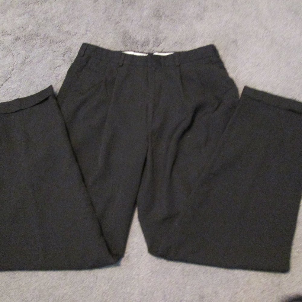 Arrow Dress Pants 30 x 32